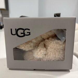 UGG Cream Fuzzy Slippers